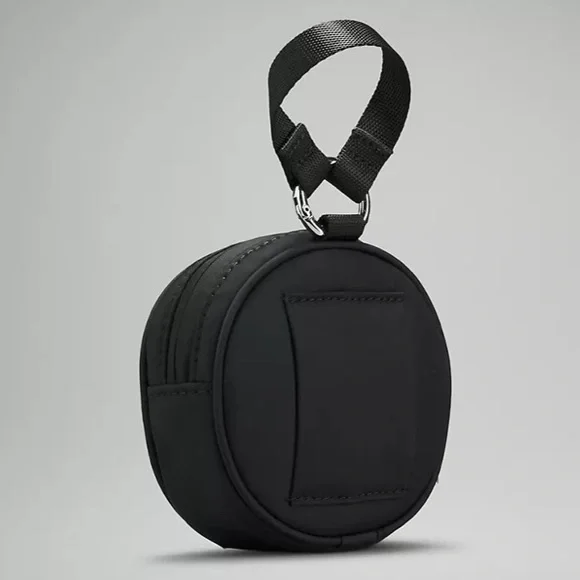 Lululemon black logo pouch - Picture 4 of 15
